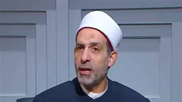 أمين الفتوى: لا يجوز للزوج منع...