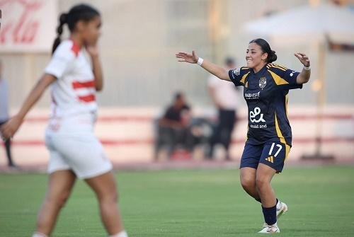 قمة الكرة النسائية.. الزمالك ي...