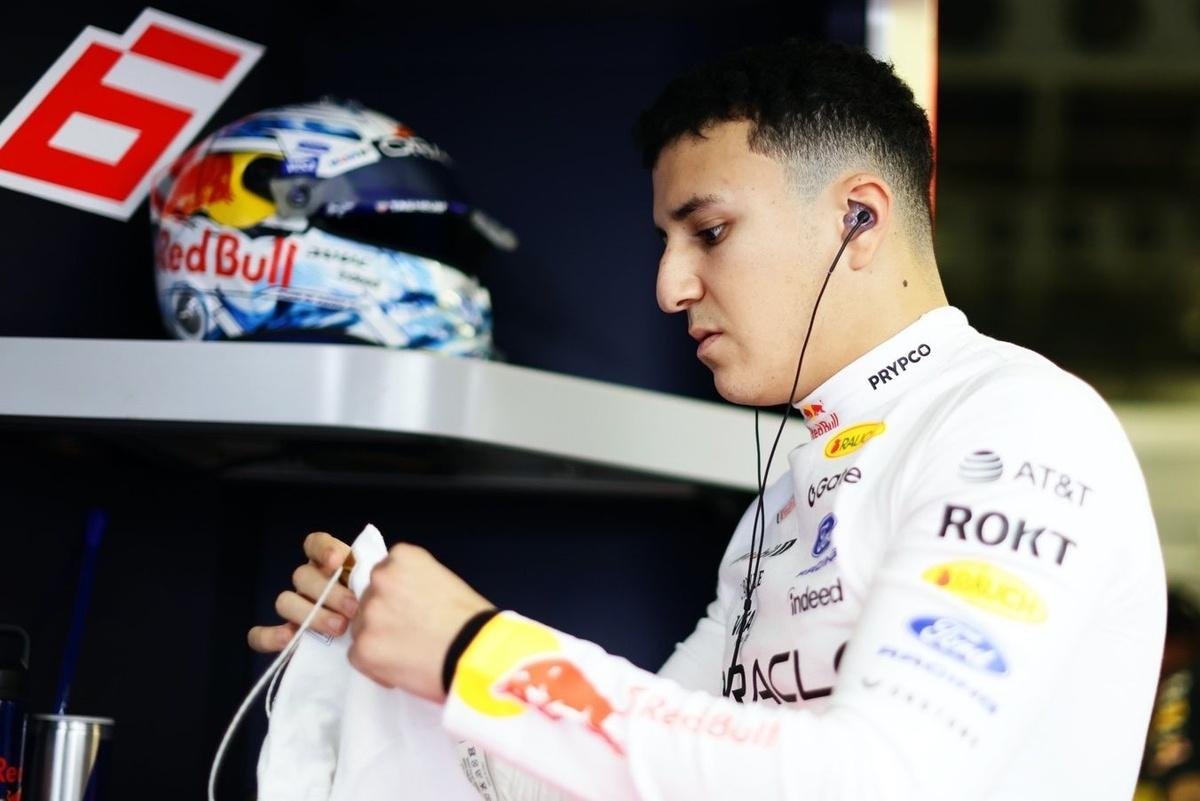 Isack Hadjar confirms Red Bull grid penalty for F1 Bahrain GP in Malaysia