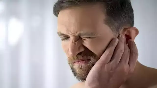 ماذا تفعل إذا دخلت حشرة إلى أذ...