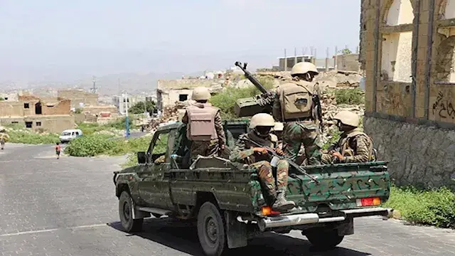 الجيش اليمني: تحييد 324 عنصرا حوثيا بـ982 ضربة على عدة مواقع