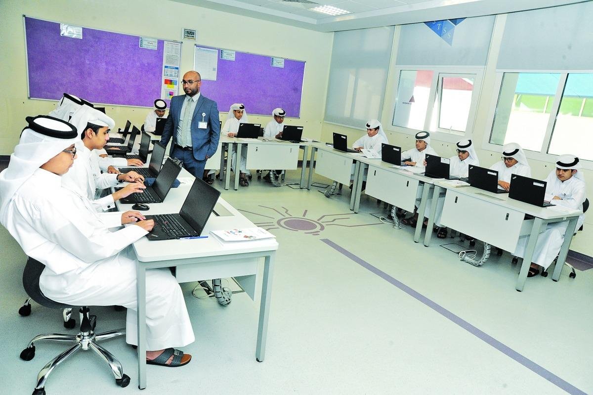 انتقال 9 آلاف طالب من المدارس...
