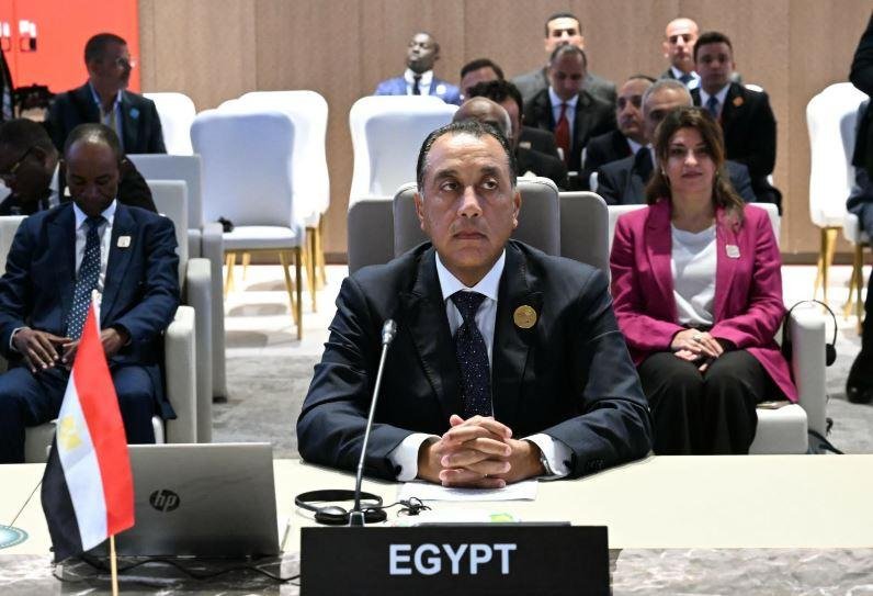 رئيس الوزراء يشارك في الجلسة ا...