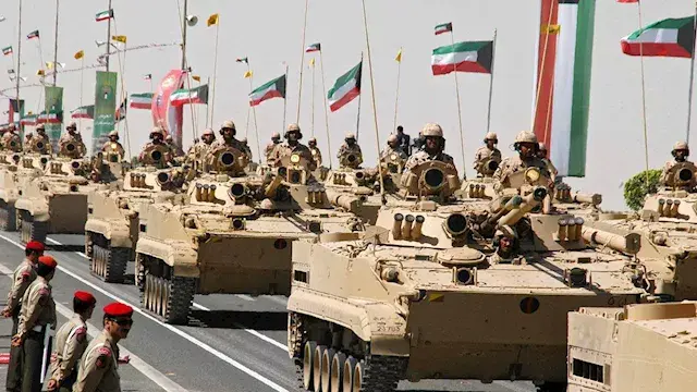 رئيس أركان الجيش الكويتي يشارك...