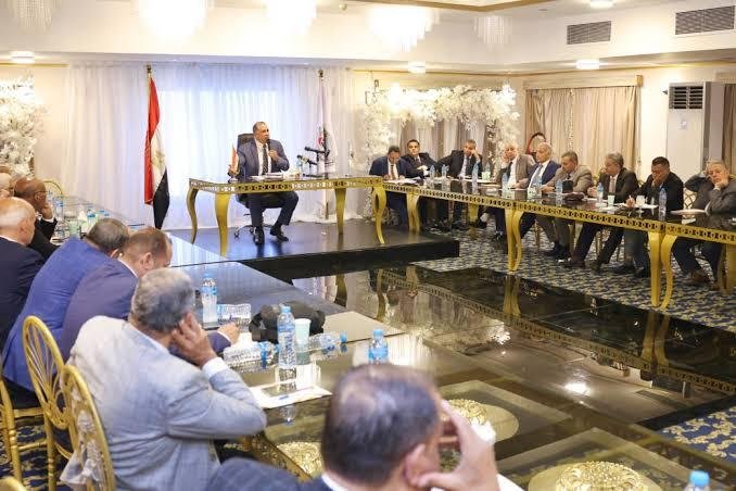 لجنة لإدارة الأصول العقارية ال...