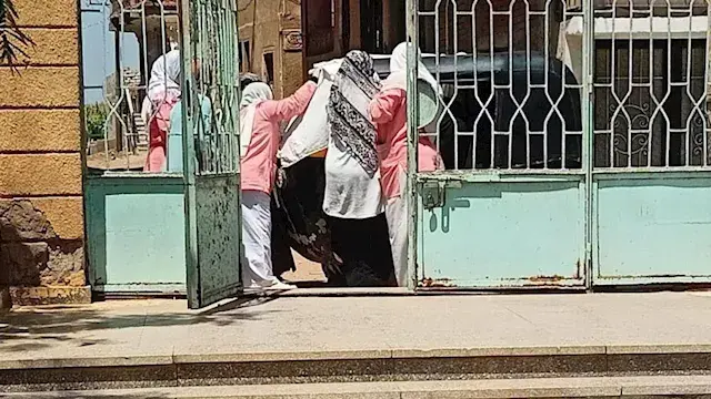 ولدت في التوكتوك.. تفاصيل وضع...