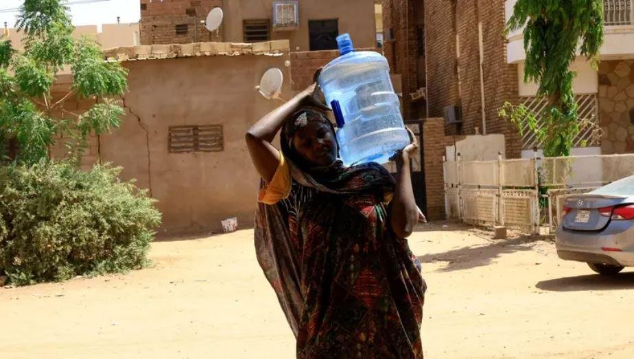 نقص حاد في إمدادات المياه يضرب...