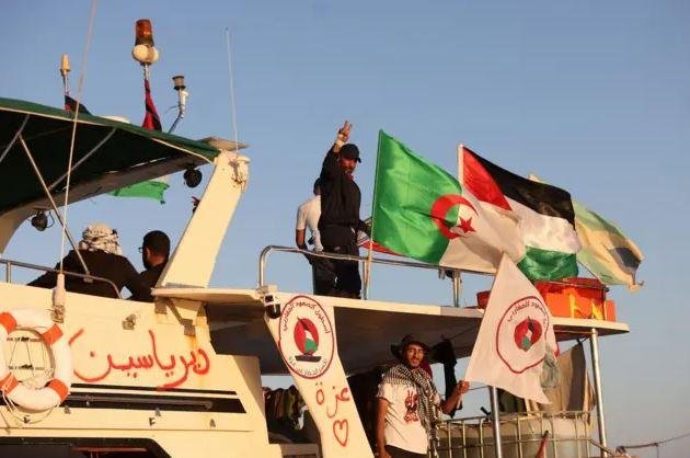 أسطول الصمود إلى غزة: إسرائيل...