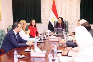 وزيرة التضامن الاجتماعي تبحث ت...