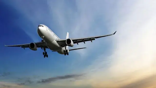 قفزة في أسعار تذاكر الطيران.....