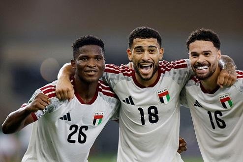 الإمارات تفوز على عُمان وتضرب...