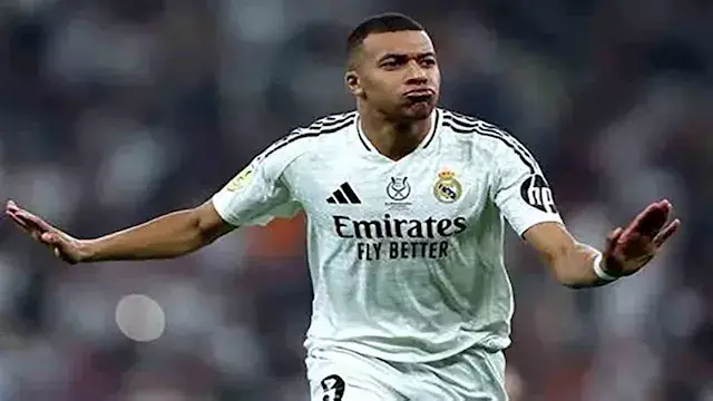 "يعادل نجم الملكي السابق".. رق...