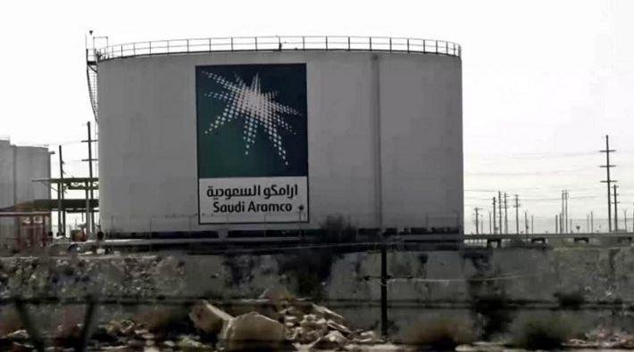 السعودية: فرق الإطفاء تخمد حري...