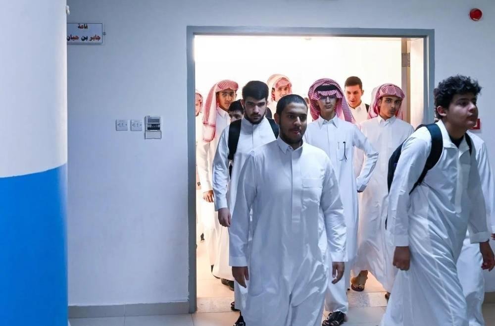 إجازة 25 أكتوبر تثير مطالب جامعية