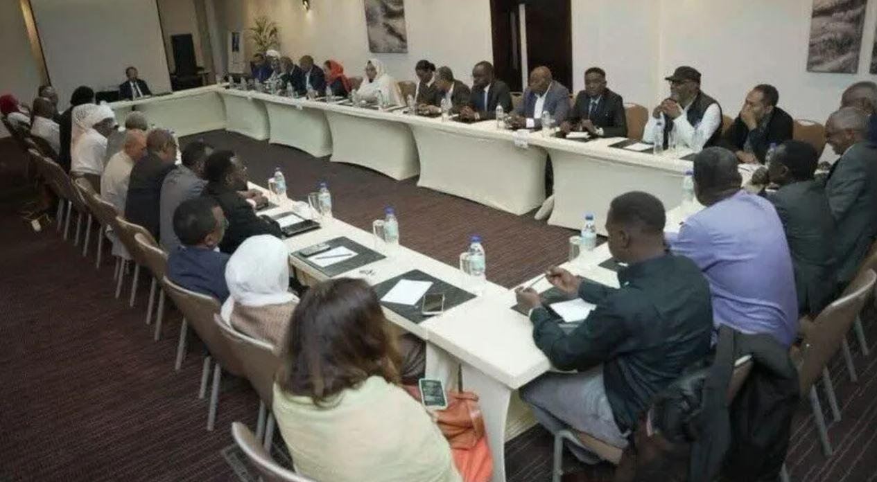قوى سودانية مناهضة للحرب تناقش...