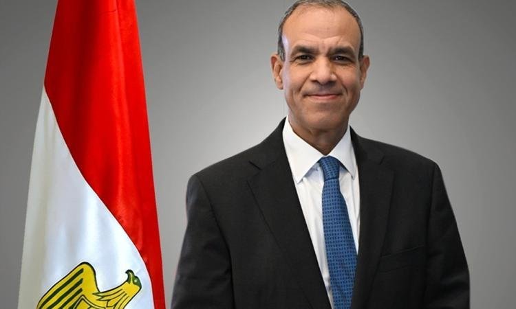 وزير الخارجية يلتقي مستشار الأ...