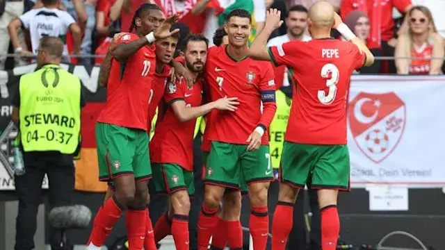 قائمة منتخب البرتغال لمواجهات...