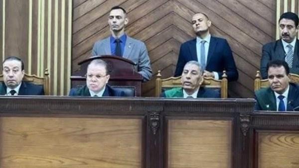 محاكمة 7 متهمين بخلية ولاية دا...