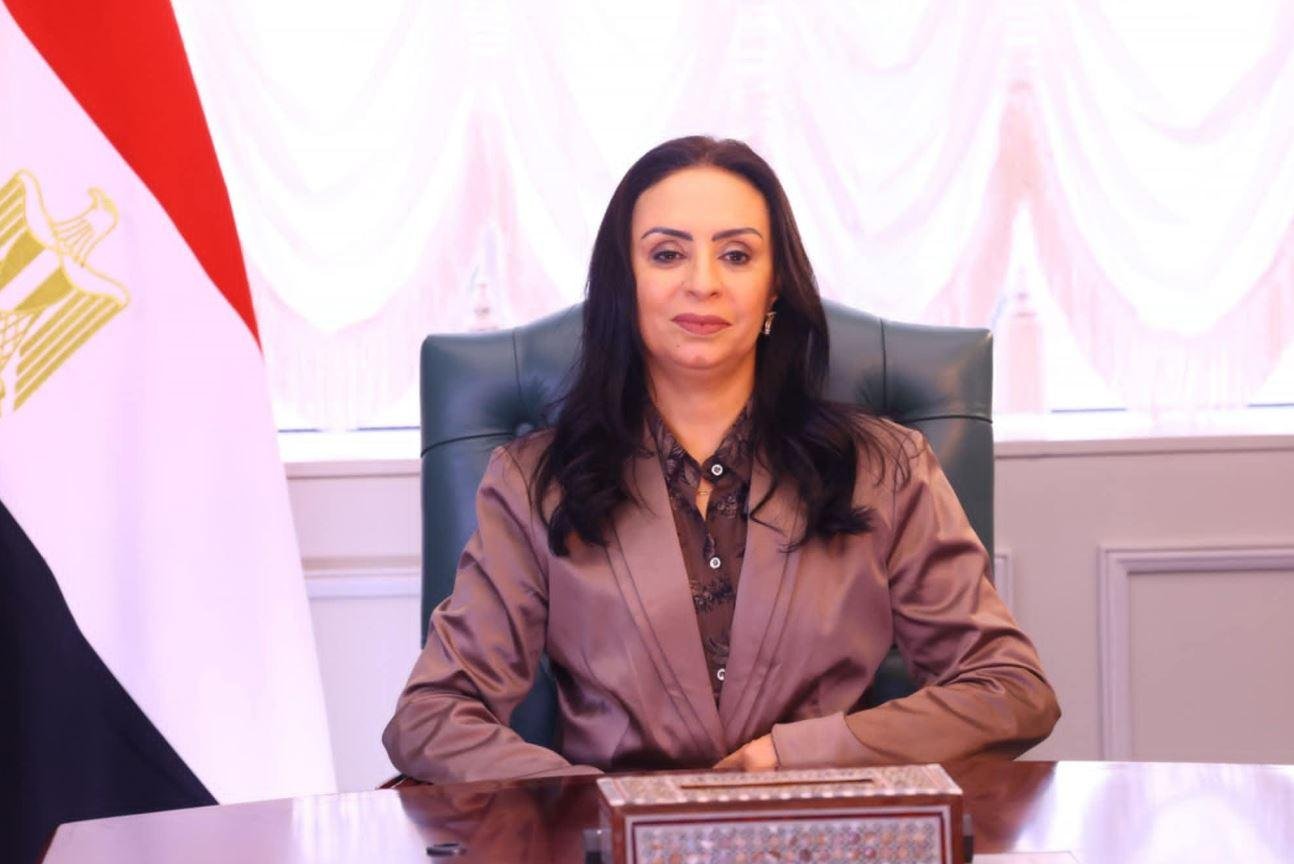 وزيرة التضامن تتابع تداعيات حادثي الطريق الصحراوي الشرقي بمحافظة المنيا