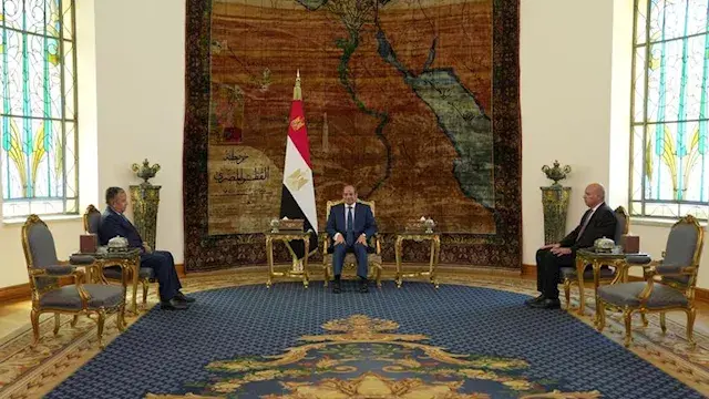 السيسى يستقبل نبيل فهمى المرشح...
