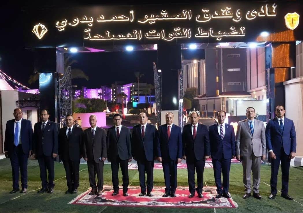 القوات المسلحة تفتتح فندقي رأس...
