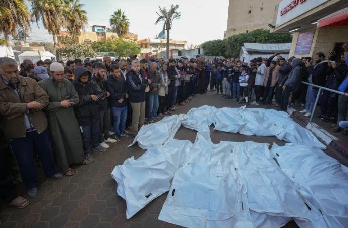 استشهاد 6 فلسطينيين بينهم طفلة جراء هجمات إسرائيلية على غزة