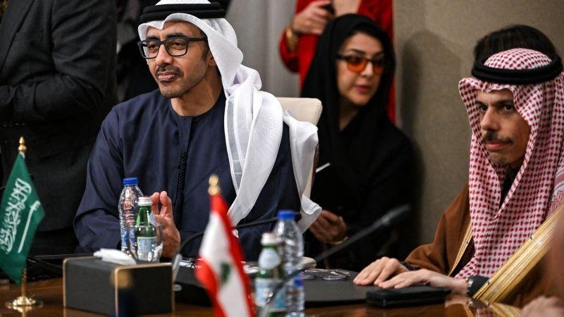 اتصال هاتفي بين وزيري خارجية السعودية والإمارات.. ماذا بحثا بعد هجمات الحوثيين؟