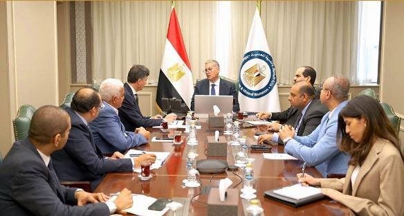 وزير البترول يبحث مع إيني الإي...