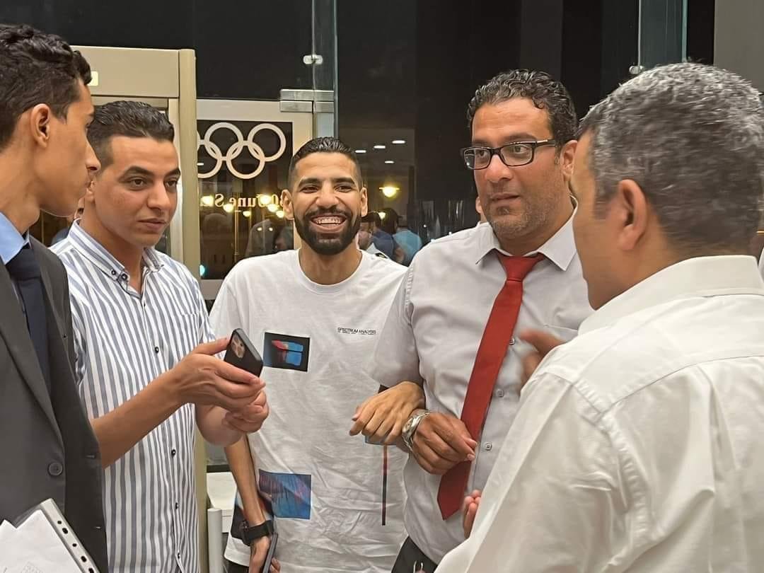 الأهلي يعين أيمن أشرف ومؤمن زك...