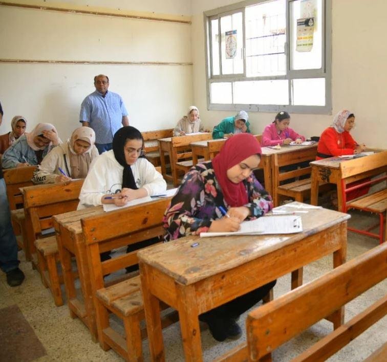 من اليوم وحتى 22 أكتوبر.. بدء تسجيل استمارة دخول امتحانات الشهادة الإعدادية
