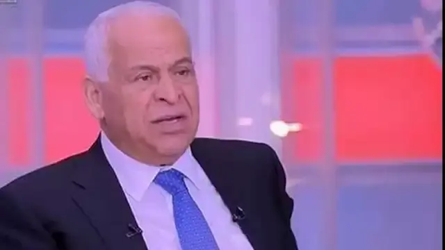 أحسن من برشلونة.. تعليق مثير للجدل من فرج عامر على أداء الأهلي ضد الزمالك