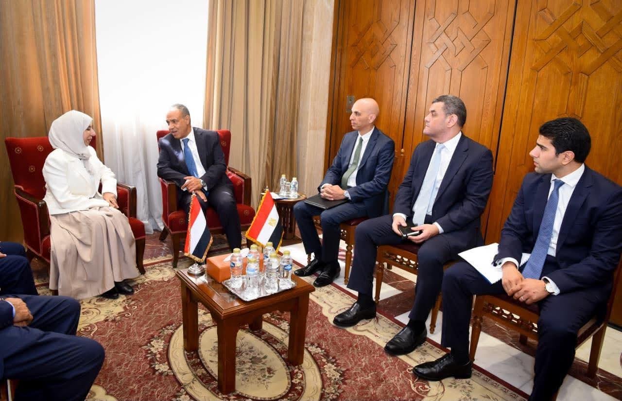 وزير الخارجية يبحث سبل دعم الاستقرار في اليمن