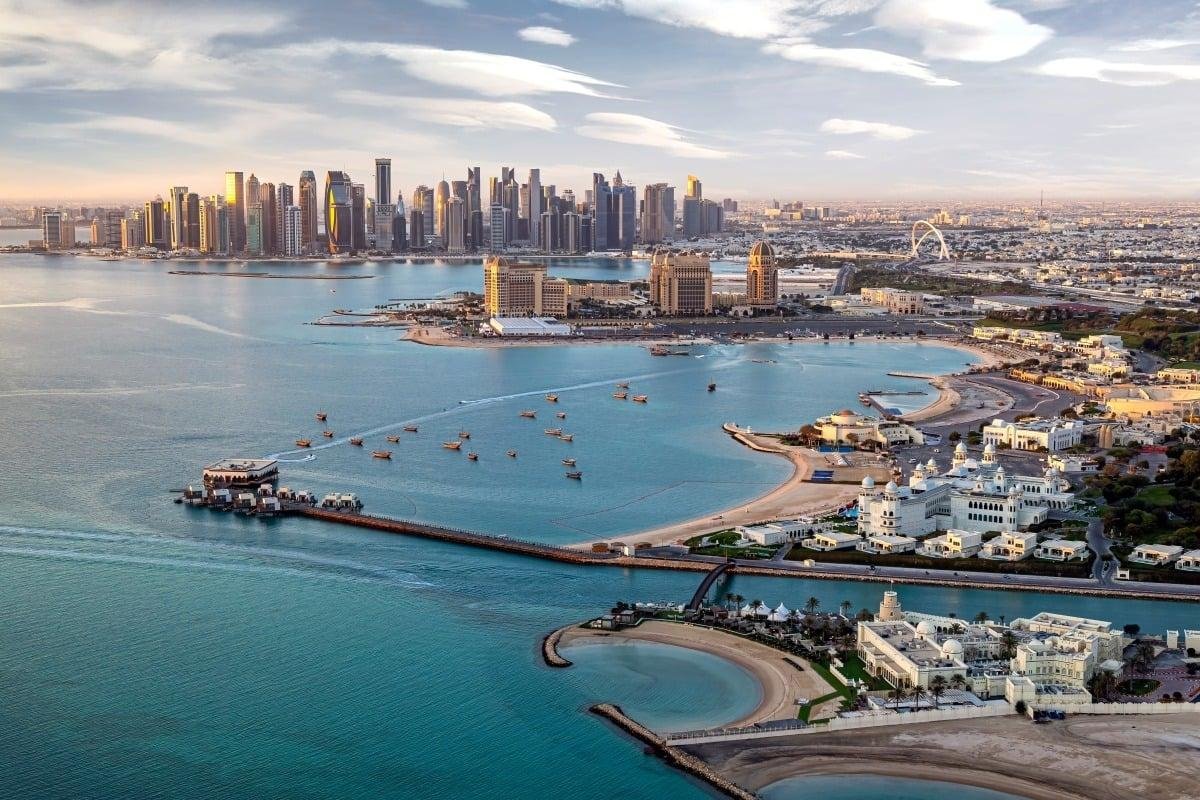 الأرصاد تتوقع طقسا رطبا مع غبار عالق وبعض السحب على الساحل الليلة