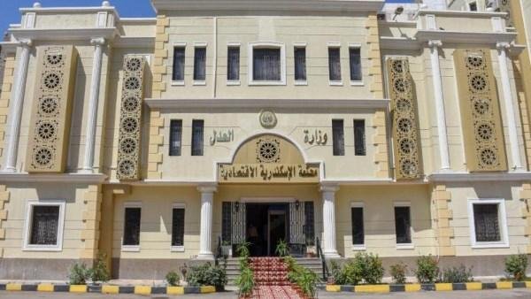 قروض بنكية تتجاوز 29 مليون جني...