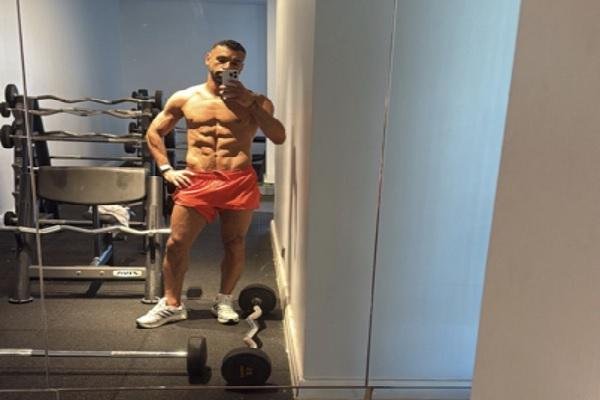 صلاح يستعد بقوة للموسم الجديد...