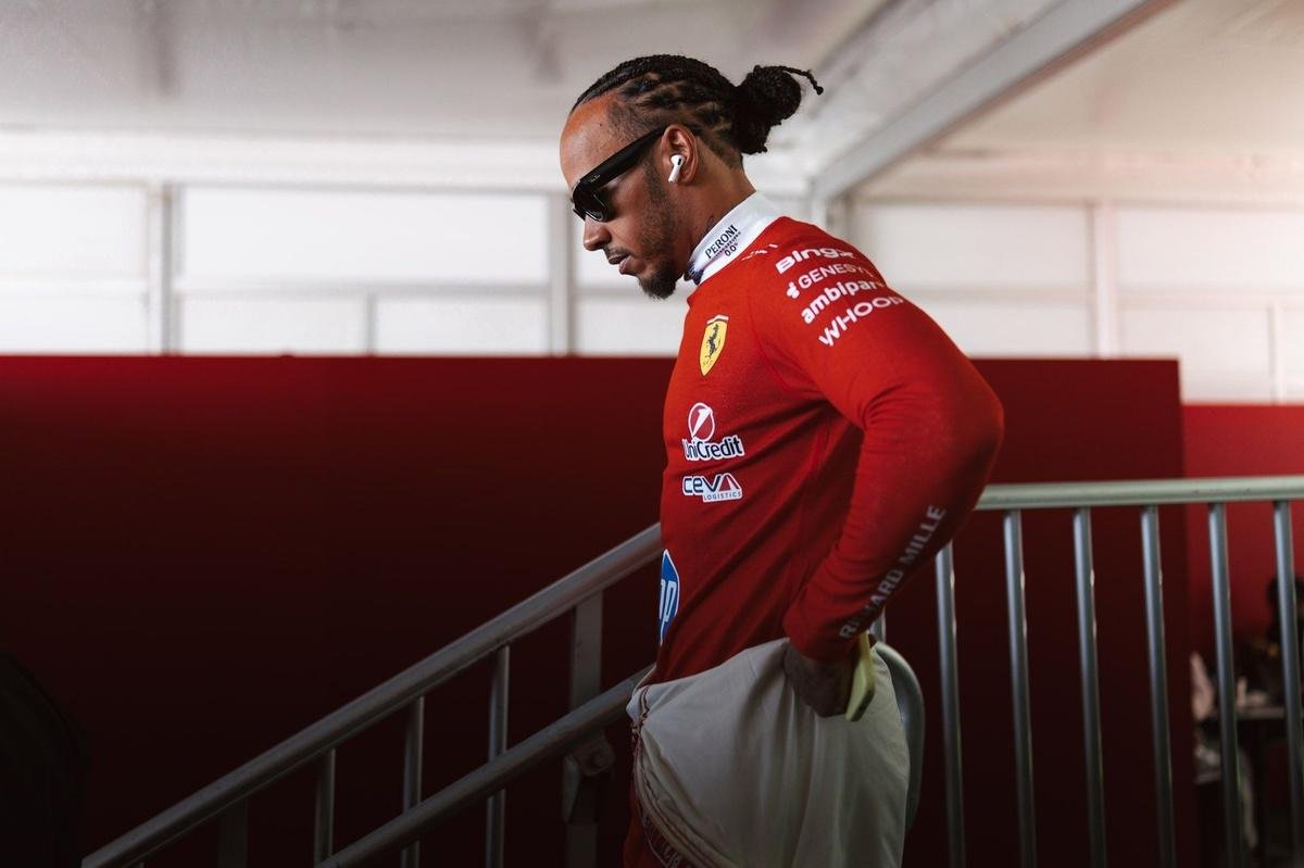 Lewis Hamilton on why he is “built differently” to stay in F1 for the “foreseeable future”