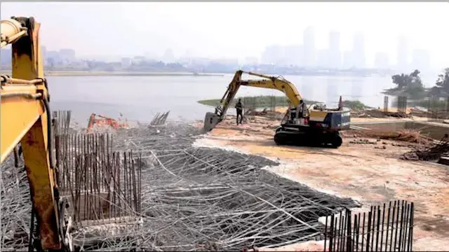 وزير الري: لا تهاون مع التعديا...
