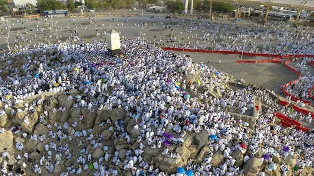 يوم الخُليف.. ماذا يحدث في الح...