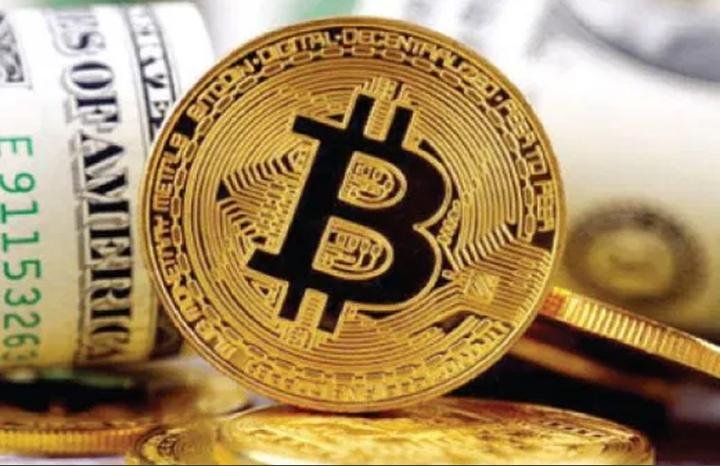 بيتكوين تواصل مكاسبها مقتربة م...