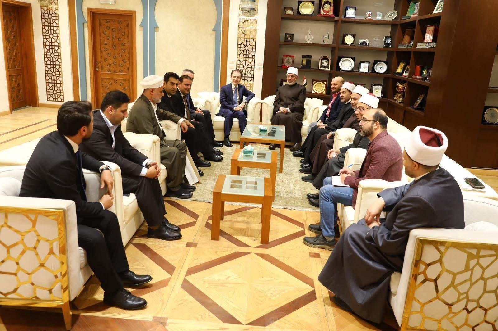 مفتي الجمهورية: العلاقات بين م...