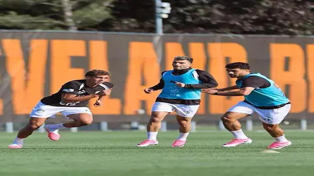 تدريبات بدنية وفنية.. تفاصيل م...