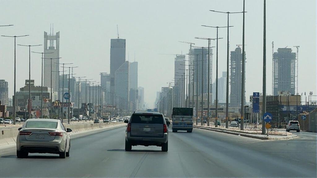 مباشر: التحالف بقيادة السعودية يعلن اعتراض خمس مسيّرات في منطقتي الشرقية والمدينة المنورة