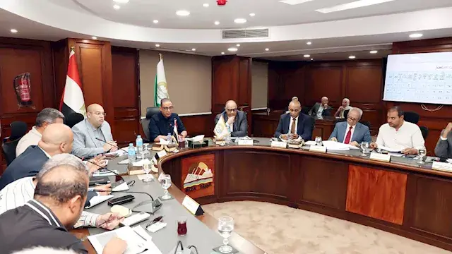 توجيه مهم من محافظ الجيزة بشأن...