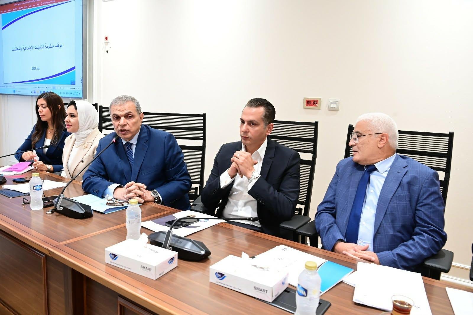 رئيس هيئة التأمينات يعتذر للنواب وأصحاب المعاشات بسبب أزمة السيستم.. ويؤكد عودة جميع الخدمات بشكل طبيعي قريبا