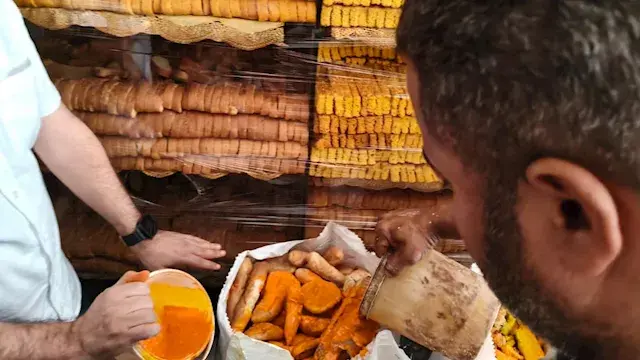 محافظ المنيا يشدد على تكثيف الحملات الرقابية على الأسواق
