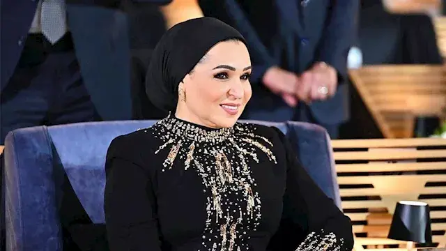 انتصار السيسي تهنئ المصريين بذ...