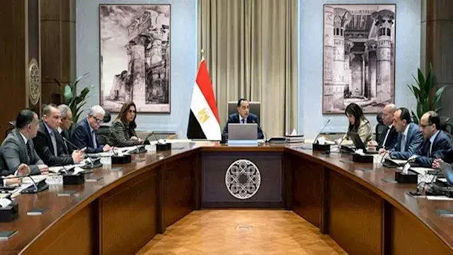 مجلس الوزراء يوافق على تخصيص أرض بقنا لإقامة محطة خدمة وتموين سيارات