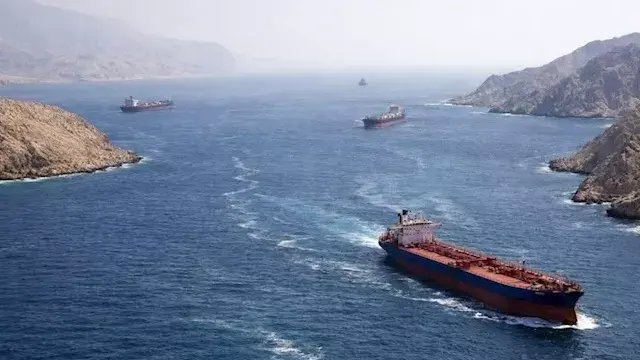 الموانئ حوصرت بالكامل.. الجيش...