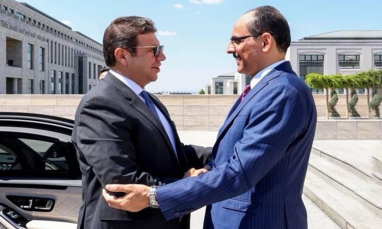الوزير حسن رشاد يبحث مع رئيس ا...