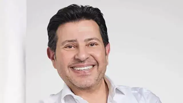 بين المصري واللبناني.. كواليس الأغاني التي سجلها هاني شاكر ولم تُطرح قبل رحيله